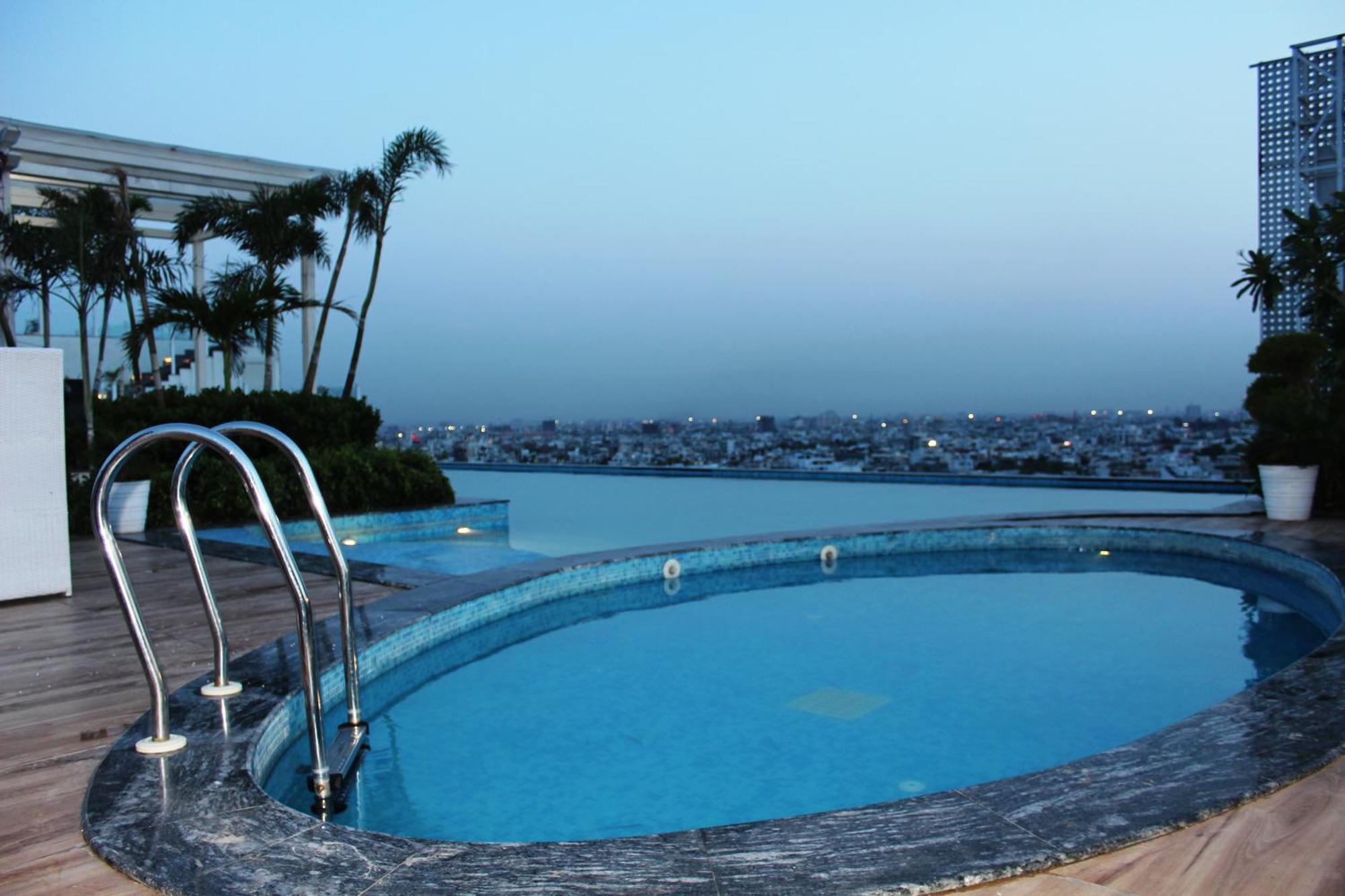 Richi-Rich Aparthotel Jaipur Buitenkant foto